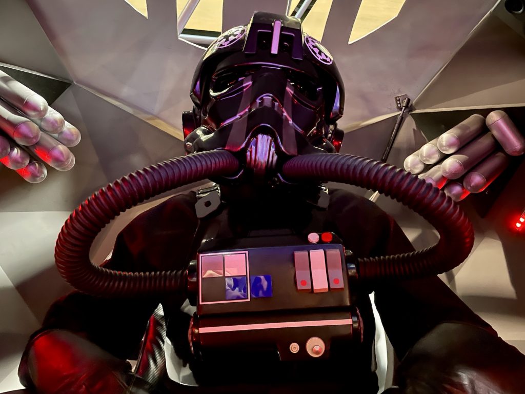 Gerald Sommerer Noris Force Con 2022 Tie Pilot 03